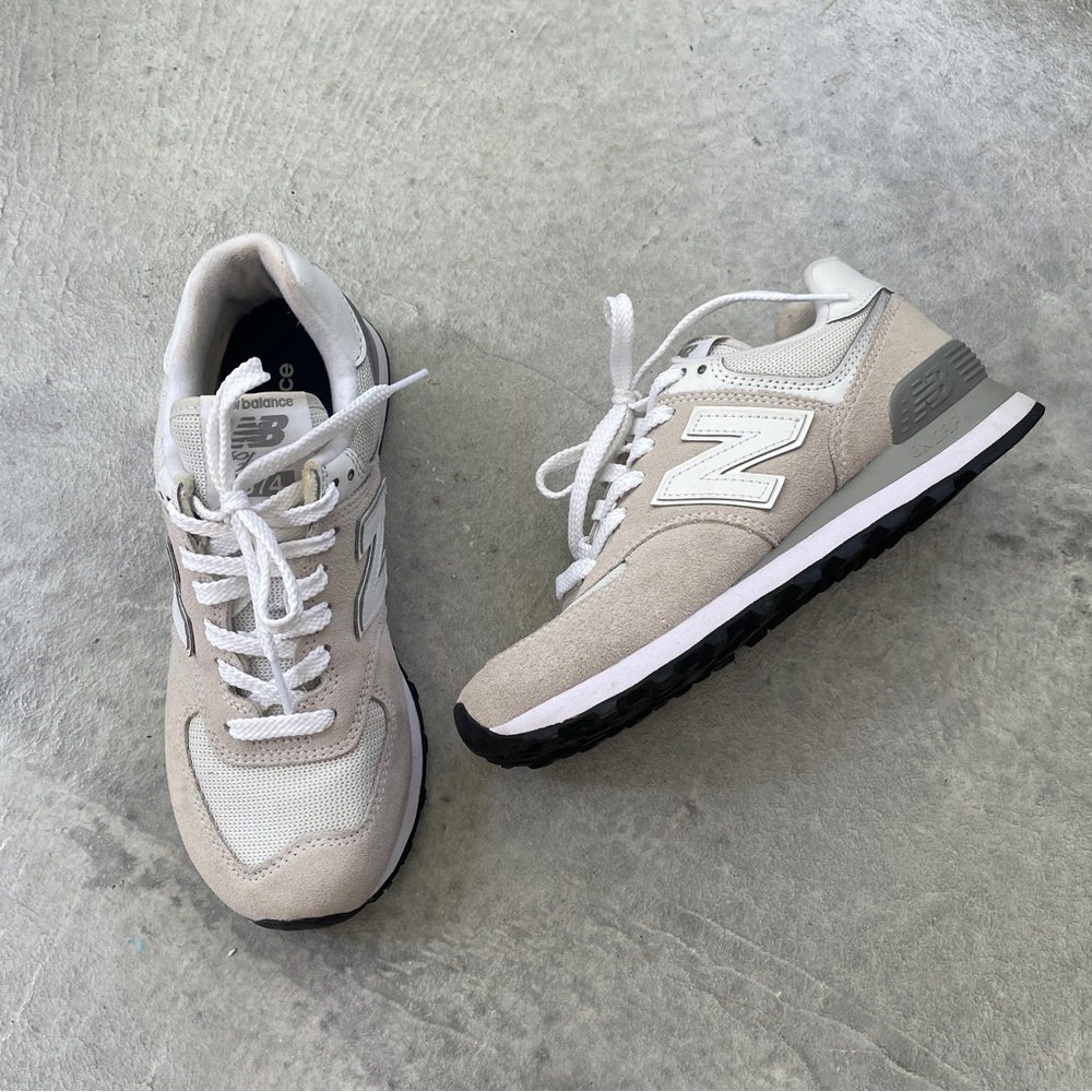 New Balance Classic 574 Nimbus Cloud white sneakers